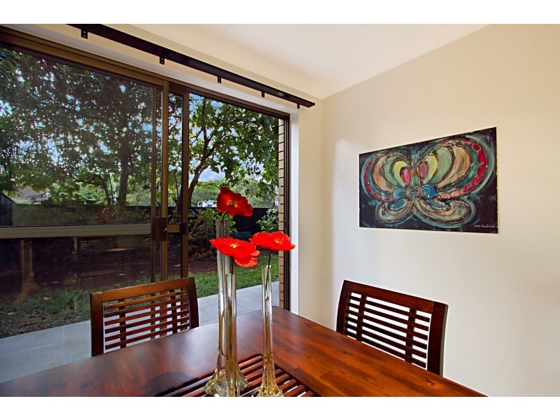 1a/11 Wharf Street, Cleveland QLD 4163