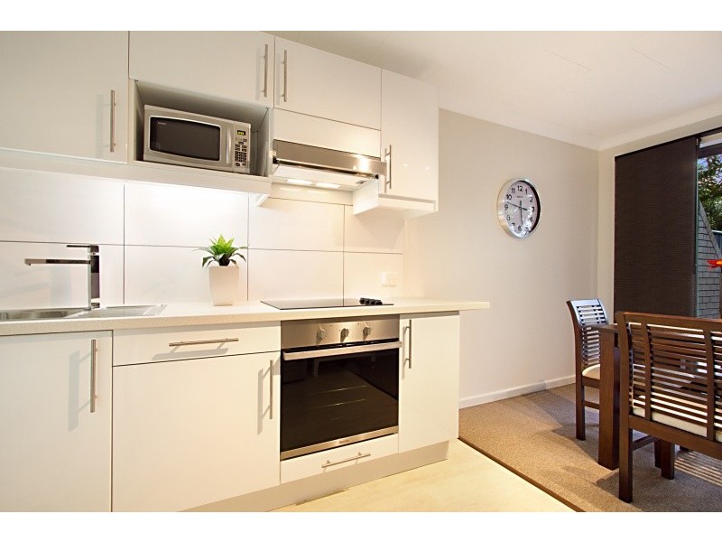 1a/11 Wharf Street, Cleveland QLD 4163