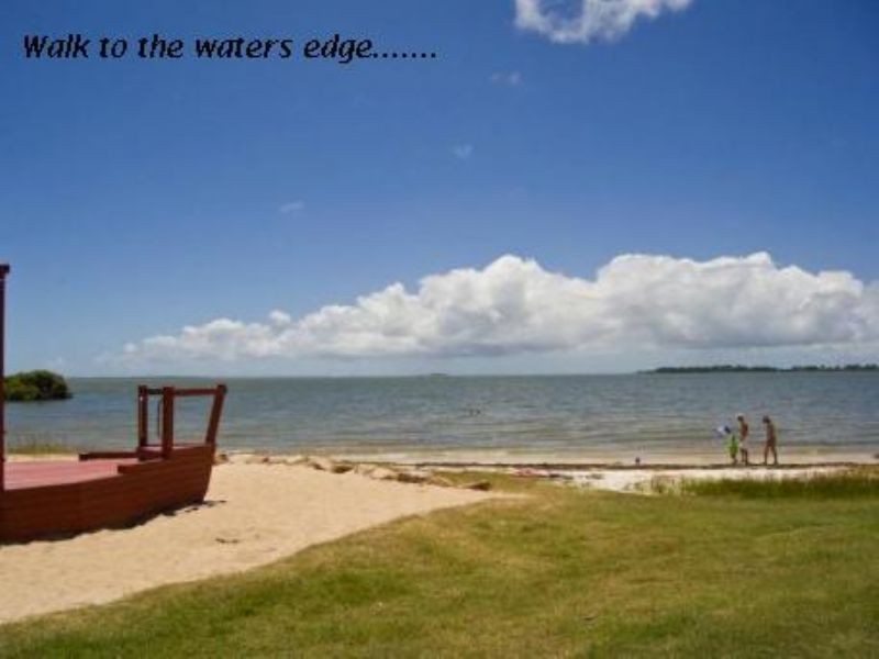 62 Mooroondu Road, Thorneside QLD 4158