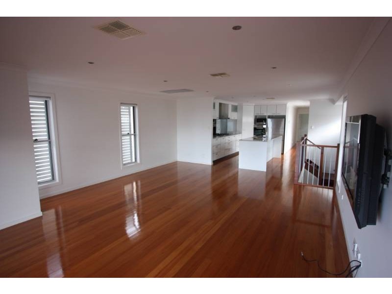 52 Wellesley Street, Wellington Point QLD 4160