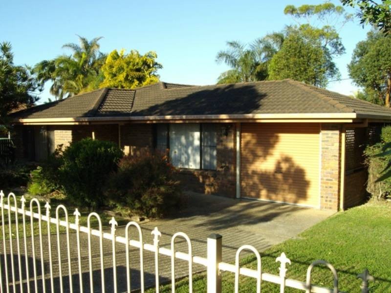 19 Strachan Road, Victoria Point QLD 4165