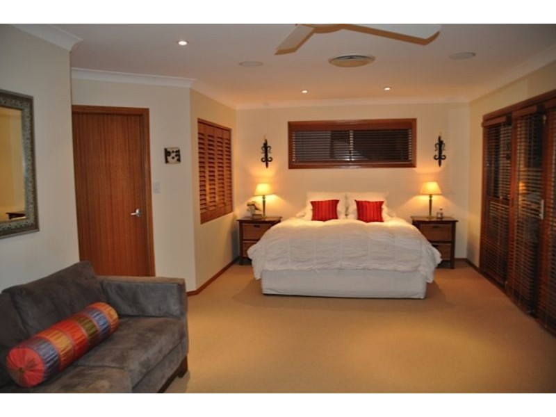 16 Conochie Place, Ormiston QLD 4160