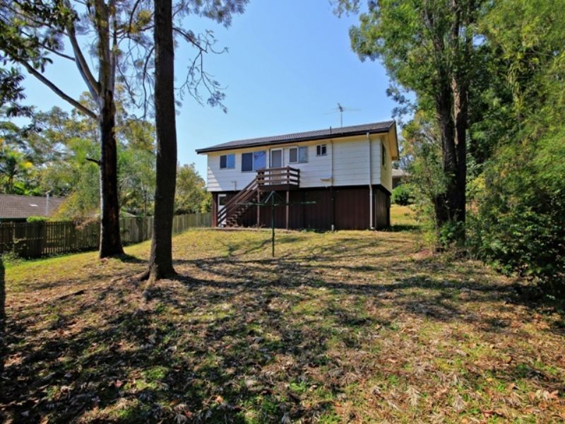 12 Kookaburra Street, Birkdale QLD 4159