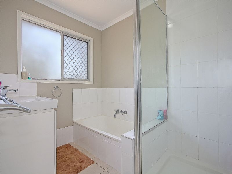 12 Kookaburra Street, Birkdale QLD 4159