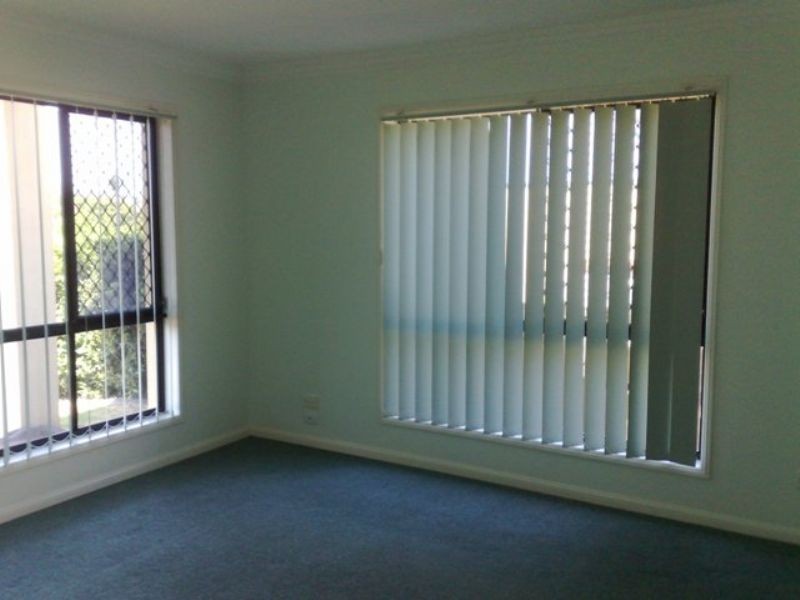 109 School of Arts Road, Redland Bay QLD 4165