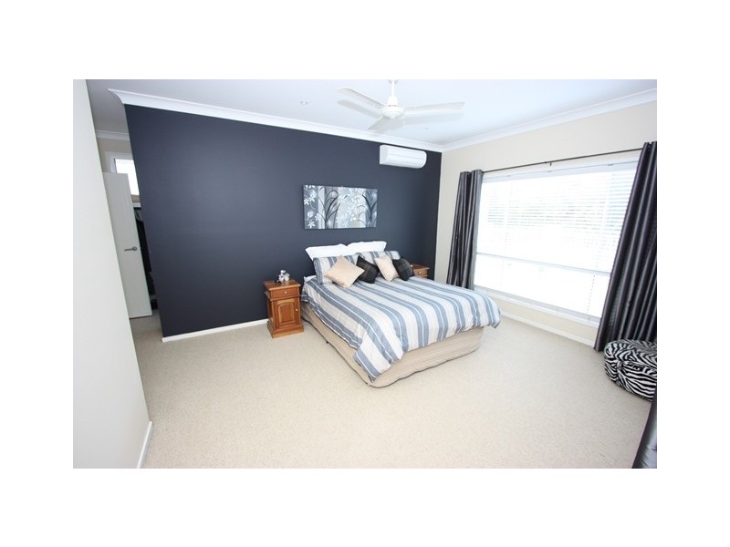 36 Carlingford Drive, Thornlands QLD 4164