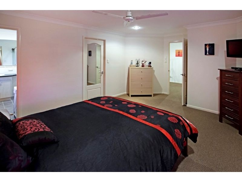 3 Corey Close, Wellington Point QLD 4160