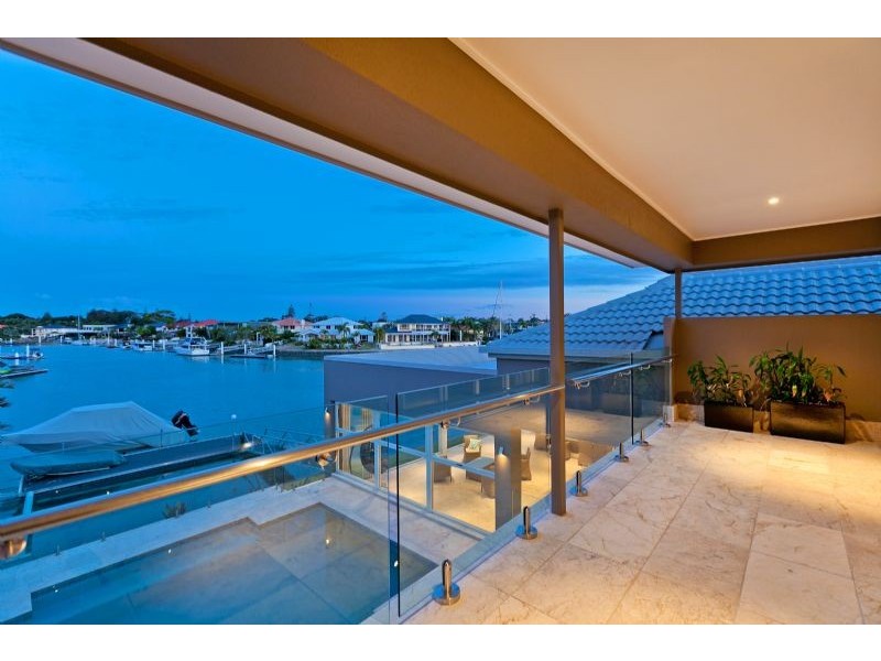 8 Piermont Place, Raby Bay QLD 4163
