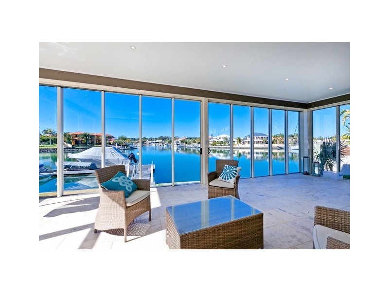 8 Piermont Place, Raby Bay QLD 4163