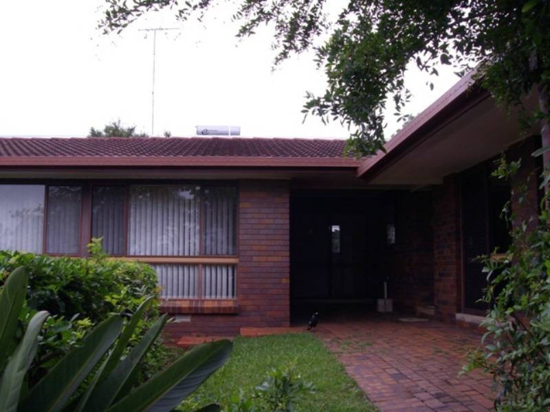 36 Raby Esplanade, Ormiston QLD 4160