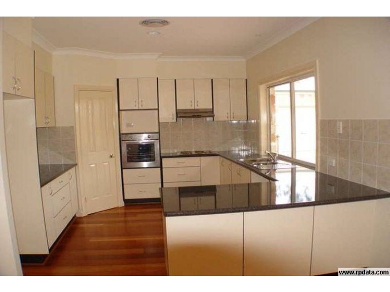 1 Casey Close, Ormiston QLD 4160