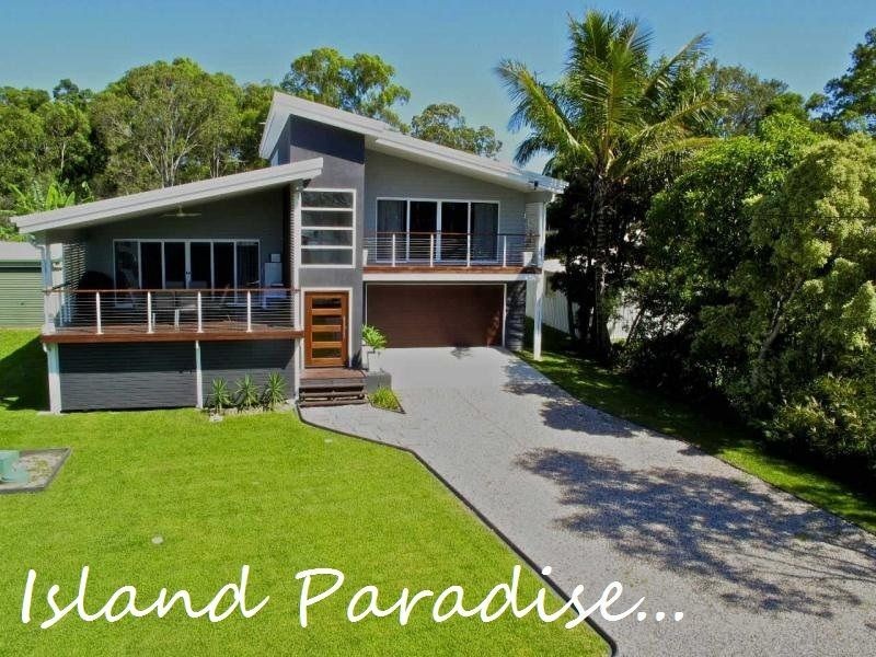 15 Kim Crescent, Macleay Island QLD 4184