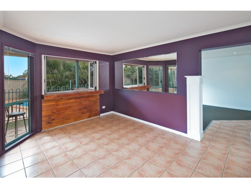 17 Burbank Road, Birkdale QLD 4159