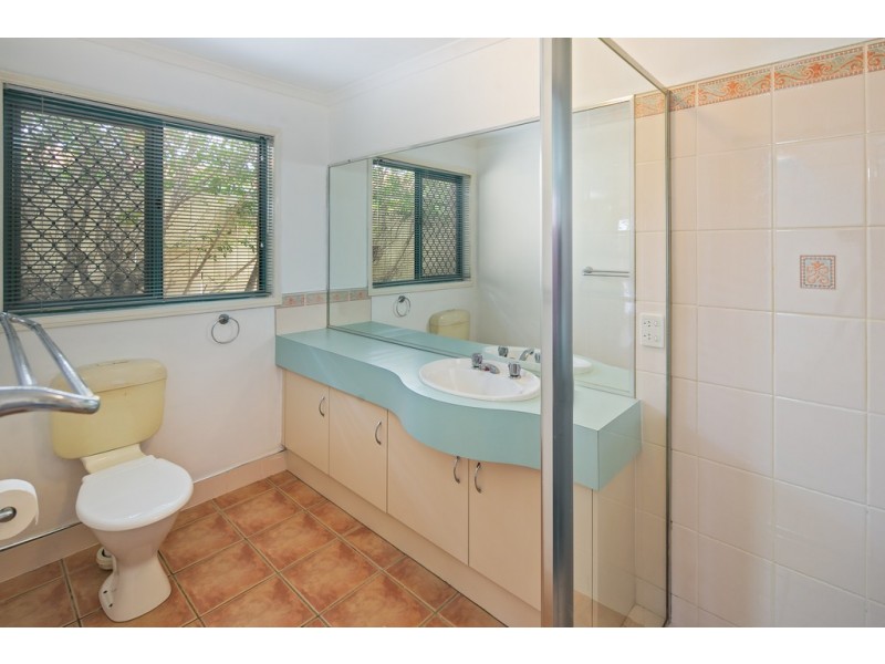 17 Burbank Road, Birkdale QLD 4159