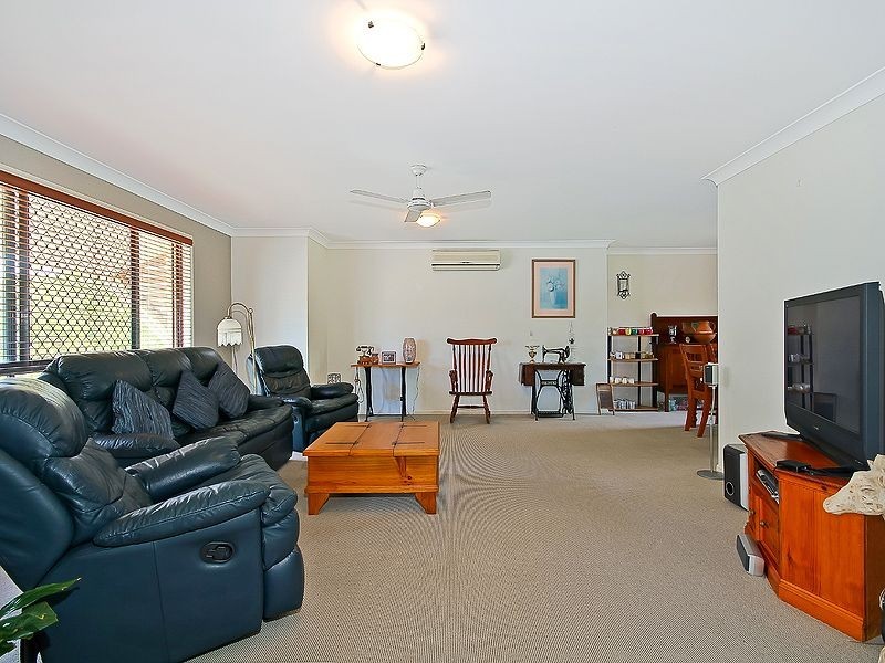 12 Saranah Place, Wellington Point QLD 4160