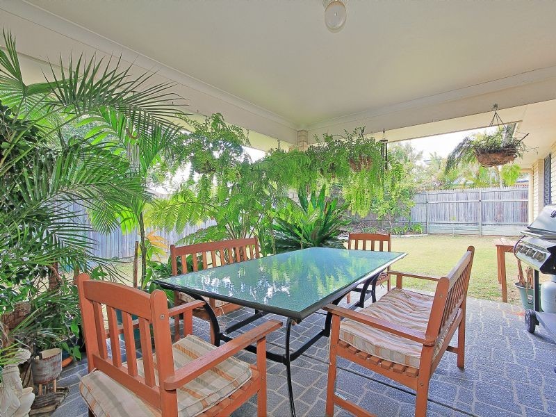 12 Saranah Place, Wellington Point QLD 4160