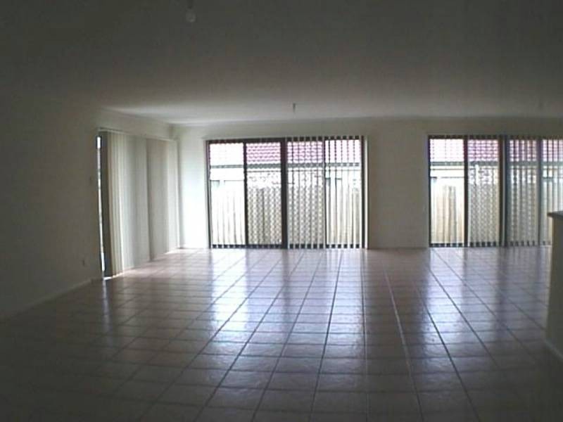 42 Plumer Street, Wellington Point QLD 4160