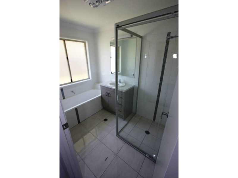 22a Nottinghill Street, Birkdale QLD 4159