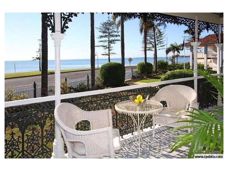 25 Waterloo Esplanade, Wynnum QLD 4178