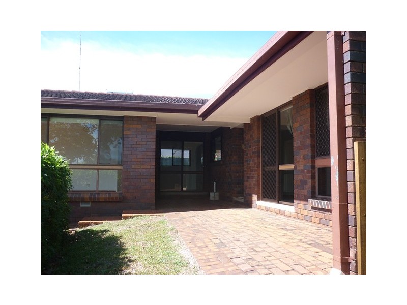 36 Raby Esplanade, Ormiston QLD 4160