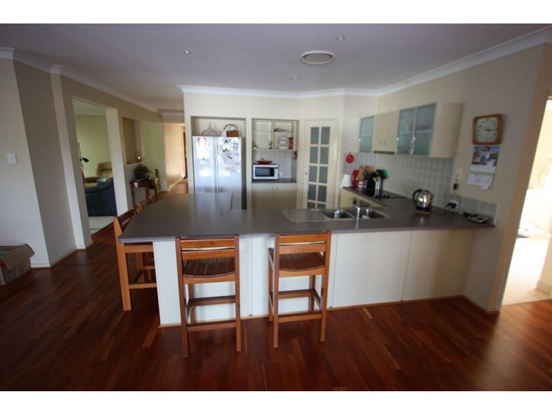 18 Thornlands Road, Thornlands QLD 4164