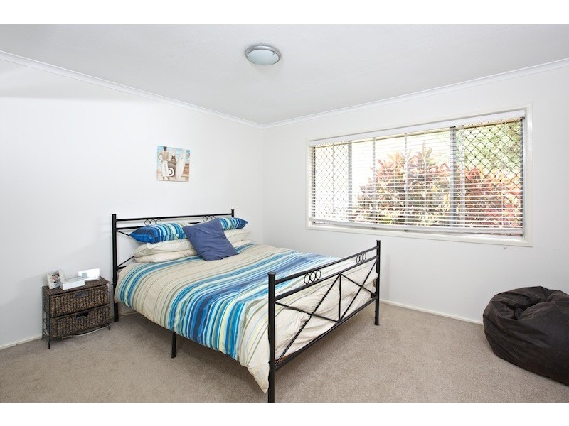 203 Waterloo Street, Cleveland QLD 4163