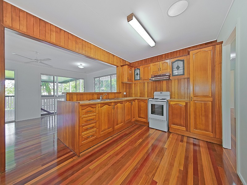 59 Cavell Street, Birkdale QLD 4159