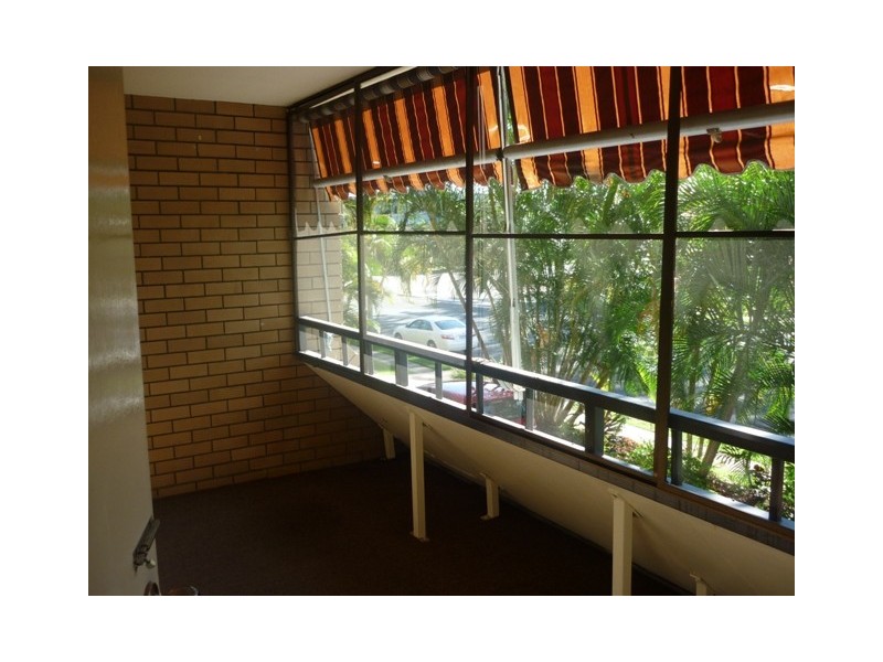 2/11-15 Wharf Street, Cleveland QLD 4163