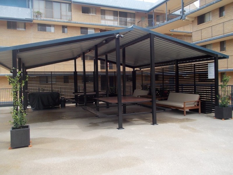 2/11-15 Wharf Street, Cleveland QLD 4163