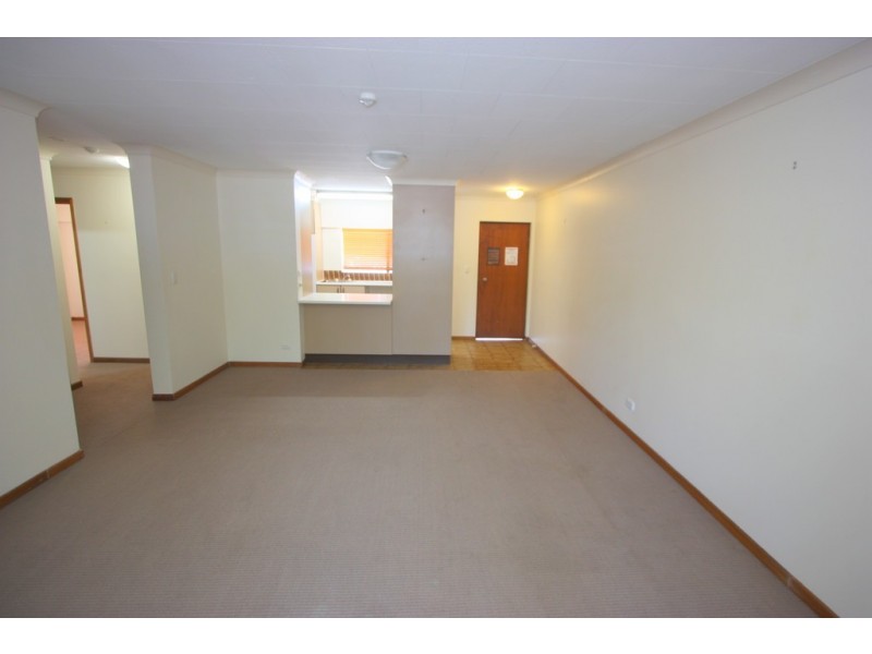 2/11-15 Wharf Street, Cleveland QLD 4163