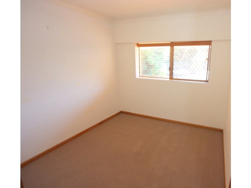 2/11-15 Wharf Street, Cleveland QLD 4163