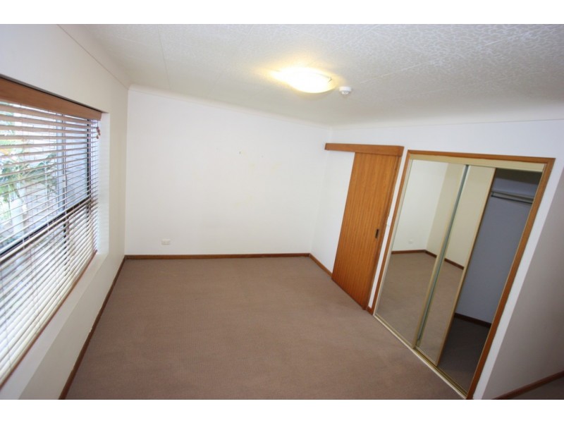 2/11-15 Wharf Street, Cleveland QLD 4163