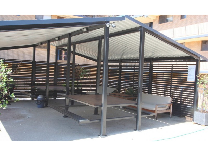 2/11-15 Wharf Street, Cleveland QLD 4163