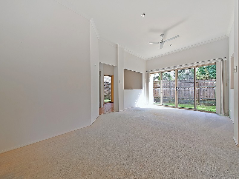 5 Mast Court, Redland Bay QLD 4165