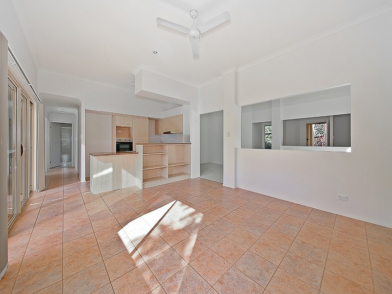 5 Mast Court, Redland Bay QLD 4165
