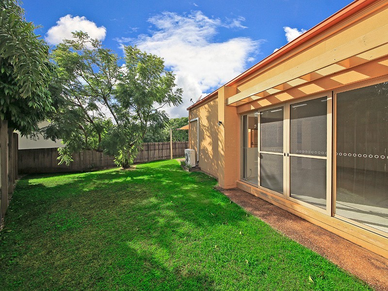 5 Mast Court, Redland Bay QLD 4165