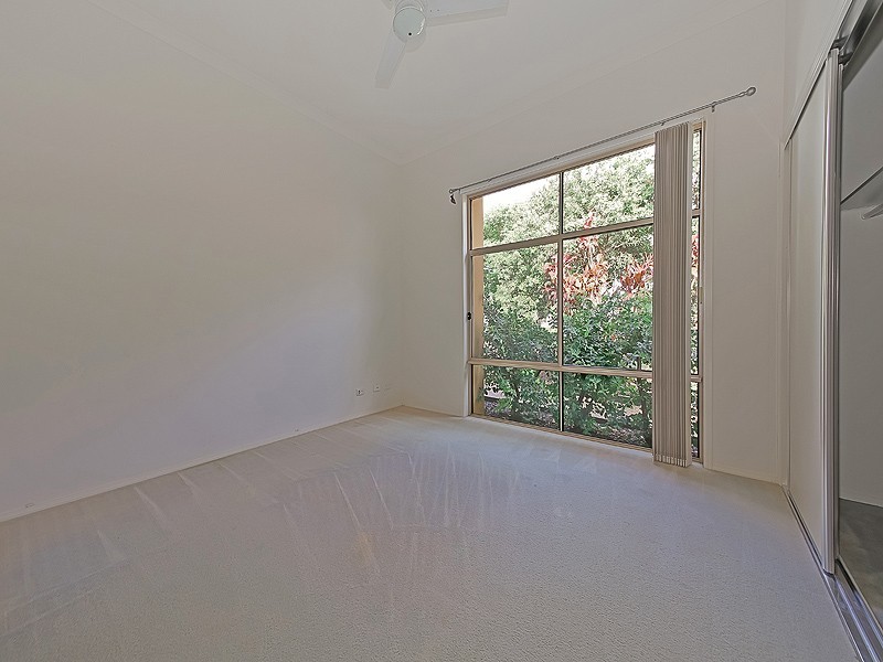 5 Mast Court, Redland Bay QLD 4165