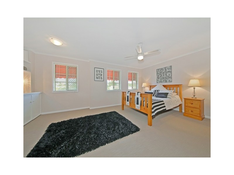 21 Daysland Street, Victoria Point QLD 4165