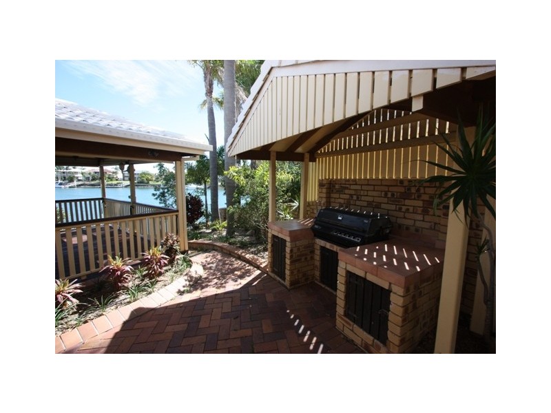 11 captains court, Raby Bay QLD 4163