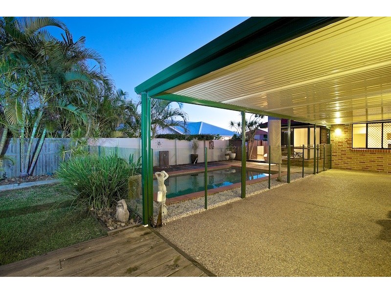 6 Lido Court, Wellington Point QLD 4160