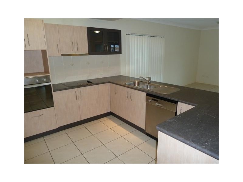 11 St Clair Court, Redland Bay QLD 4165