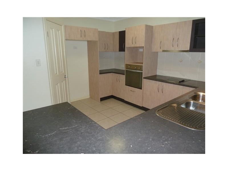 11 St Clair Court, Redland Bay QLD 4165