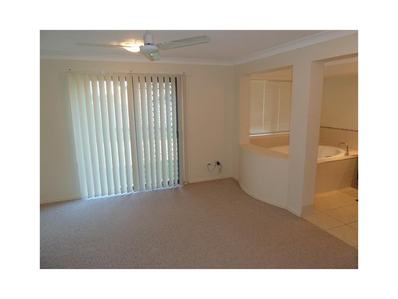 11 St Clair Court, Redland Bay QLD 4165