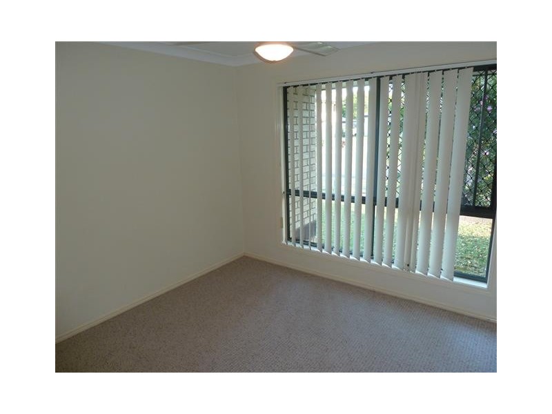 11 St Clair Court, Redland Bay QLD 4165