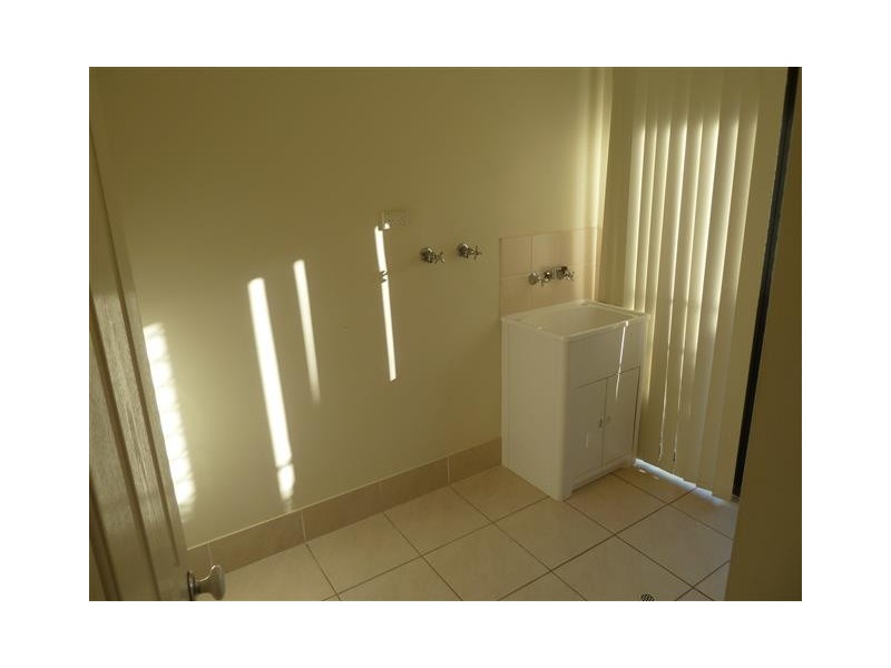 11 St Clair Court, Redland Bay QLD 4165