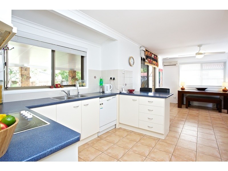 16 Julieanne Court, Cleveland QLD 4163