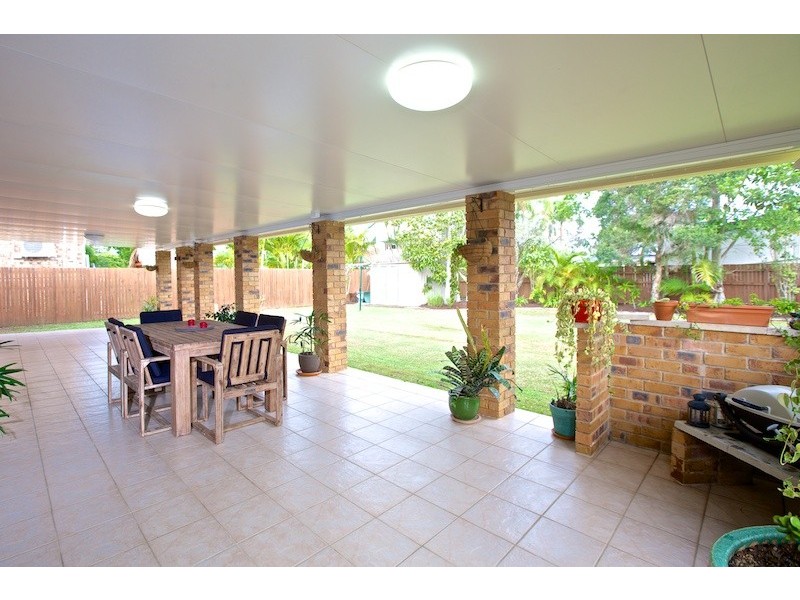 16 Julieanne Court, Cleveland QLD 4163