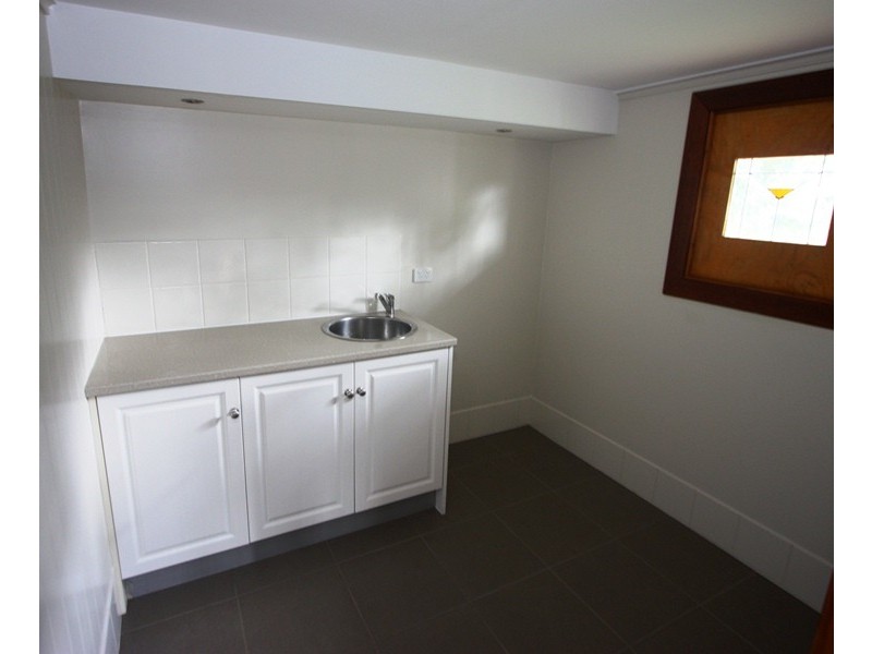 107 Passage Street, Cleveland QLD 4163