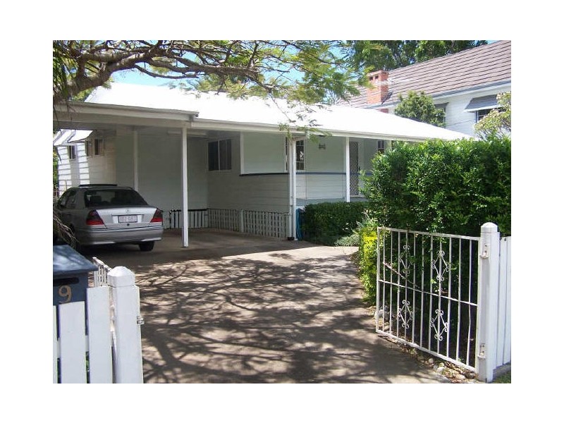 109 Mooroondu Road, Thorneside QLD 4158