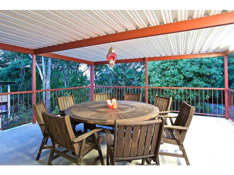 57 Cavell Street, Birkdale QLD 4159